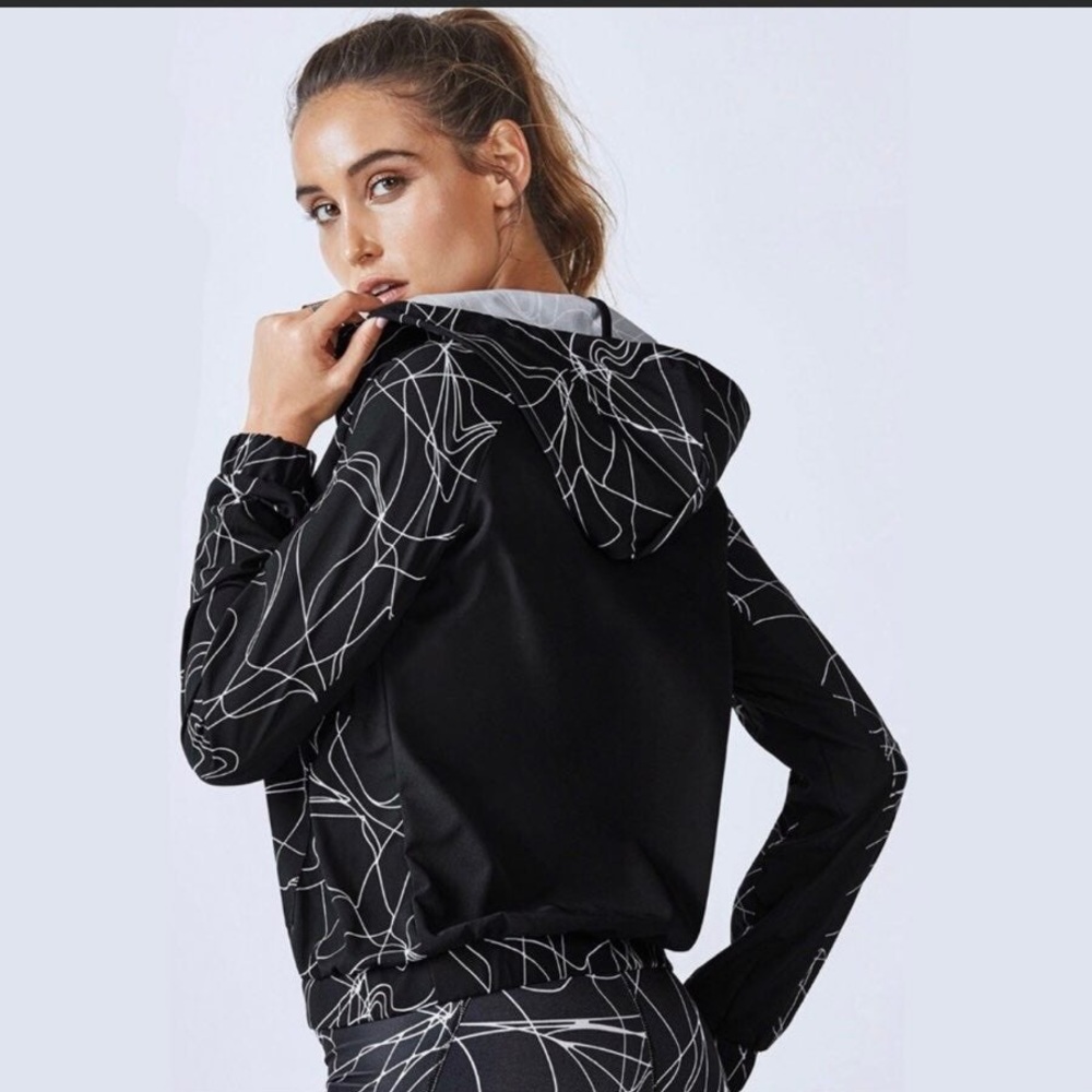 Fabletics Black and White Geometric Zip Jacket Size XL